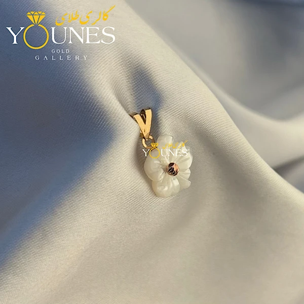 آویز سواروسکی گل بابونه طلا